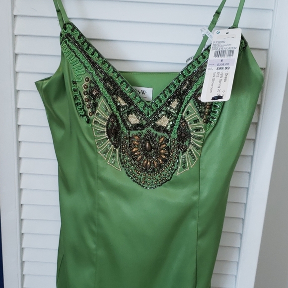 Sue Wong designerđź‘—REDUCED PRICEđź‘— - Picture 2 of 5